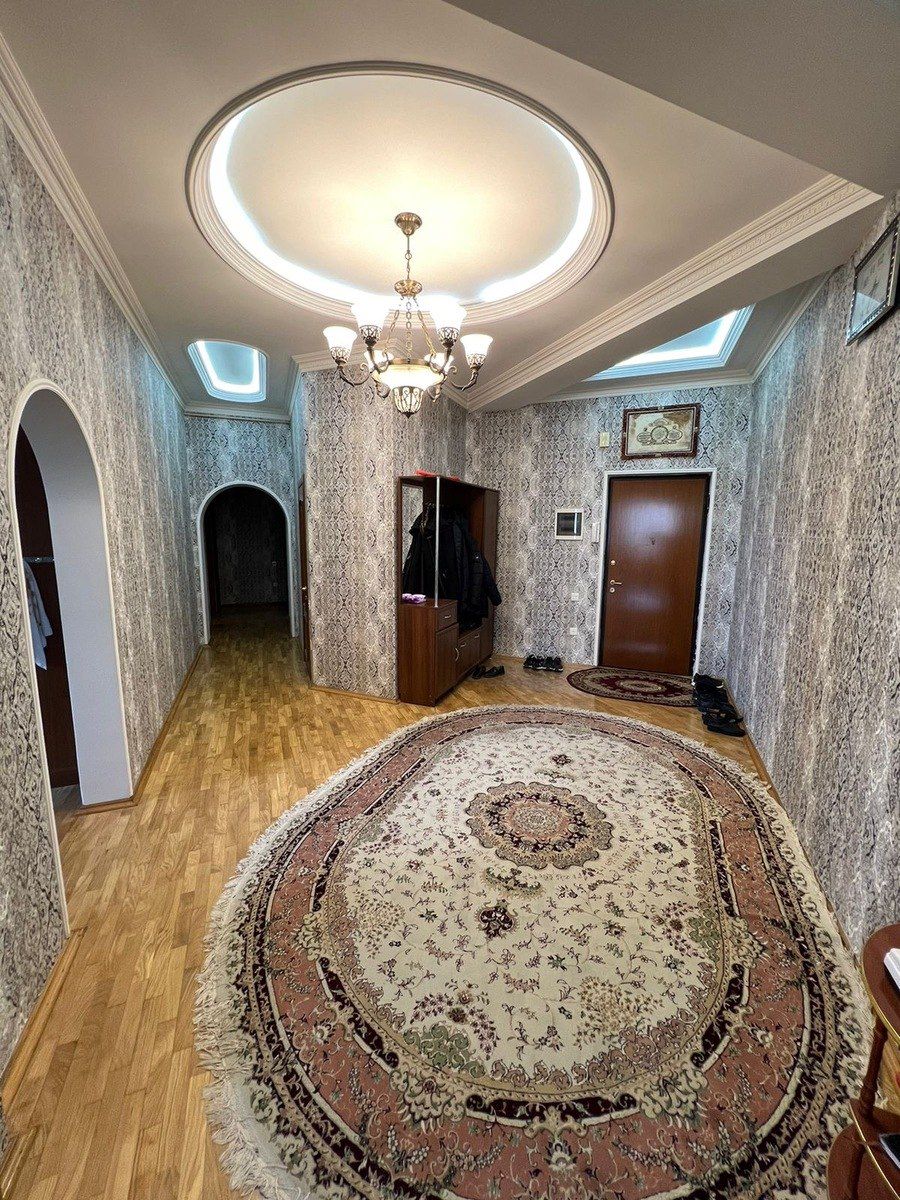 Satılır 4 otaqlı yeni tikili 200 m² — Mənzil, Bakı (7)
