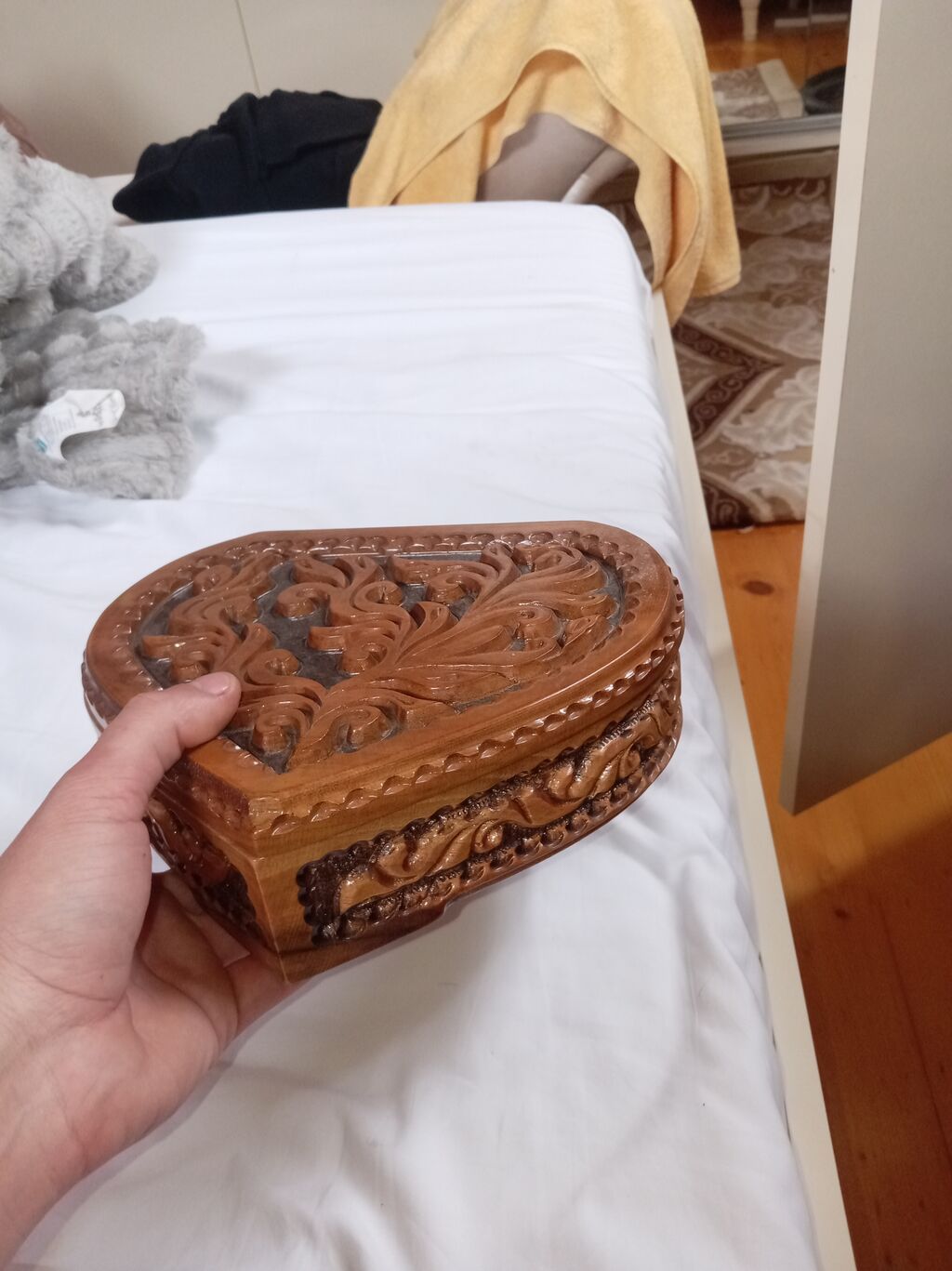 Əl işı taxta bəzək qutusu – ürək formalı - Material: cilalanmış ağac — Pul qutusunun və şkatulyalar, Bakı (2)