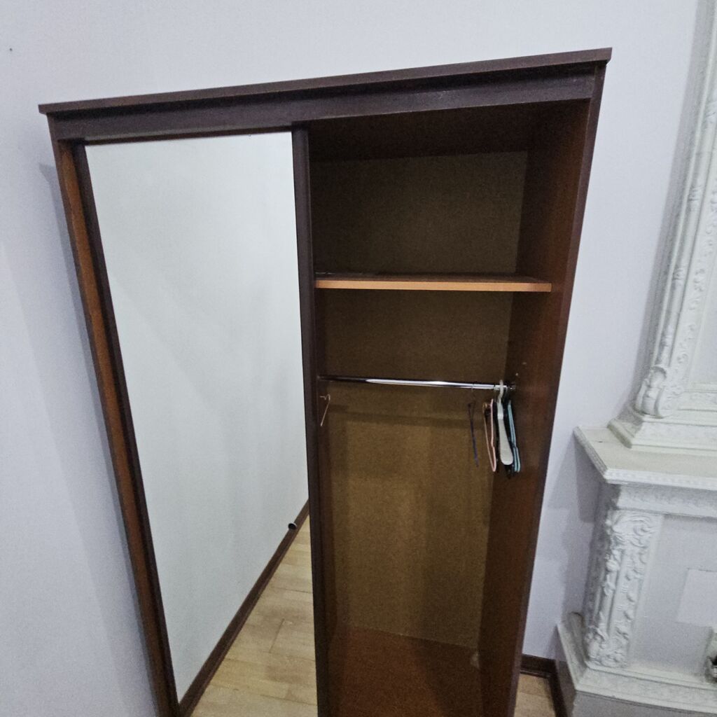 İşlənmiş, 2 qapılı, Güzgülü, Qəhvəyi, Taxta, Kupe, Düz dolab — Şkaflar, Bakı (3)