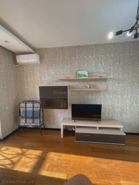 Kirayə verilir 3 otaqlı Mənzil Yeni tikili 115 m² Bakı, Nəsimi r — Calal M