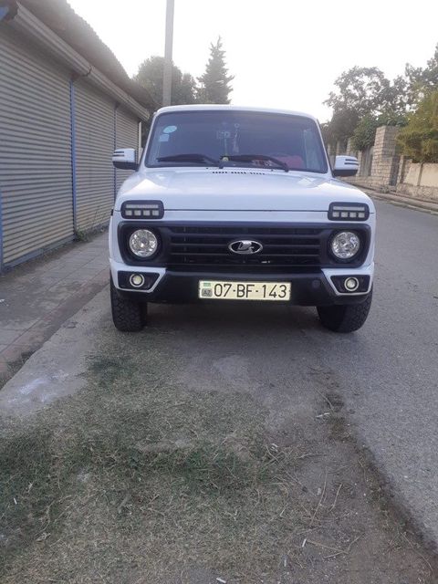 Lada (VAZ) Niva, 1.7 L, 2005 il, 100 000 km — Astara
