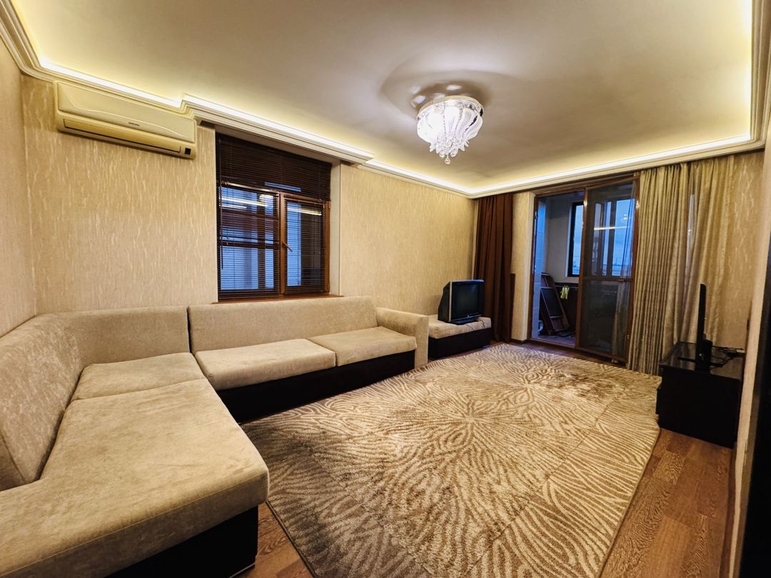 Satılır 2 otaqlı köhnə tikili 60 m² — Mənzil, Bakı (2)