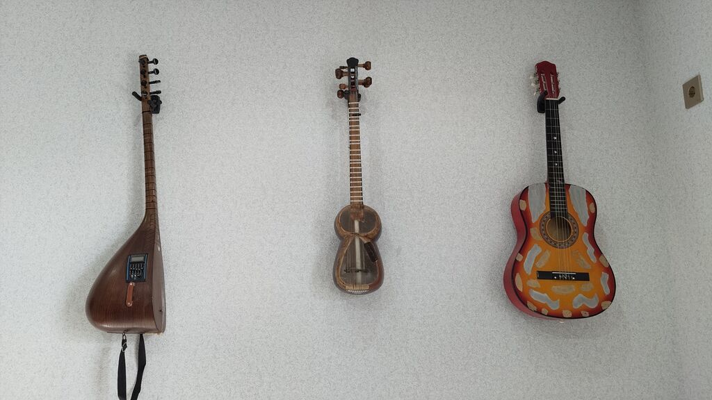 Saz-500 Tar-700 Kitara-100 kimə hansı maraqlı olsa vatsapa — Gitarlar və digər simli alətlər, Digah