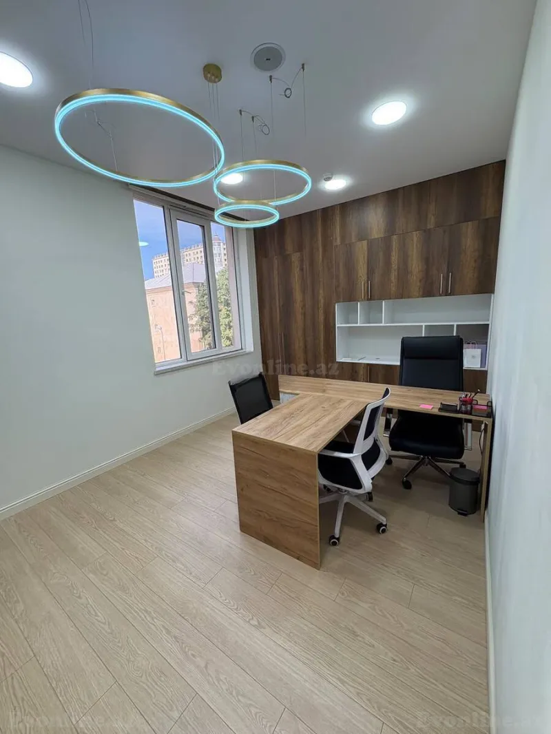 Kirayə verilir Ofis 56 m² Bakı, Yasamal r., Elmlər Akademiyası m — Bakı