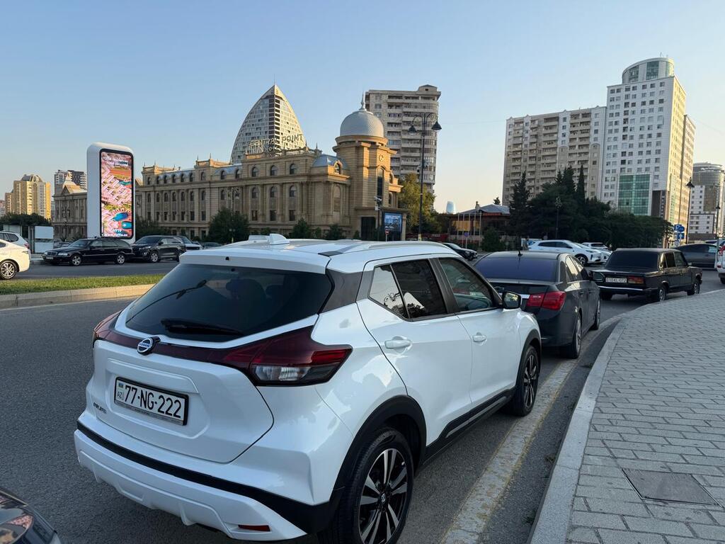 Nissan Kicks, 1.6 L, 2021 il, 60 000 km — Avtomobillər, Bakı (3)