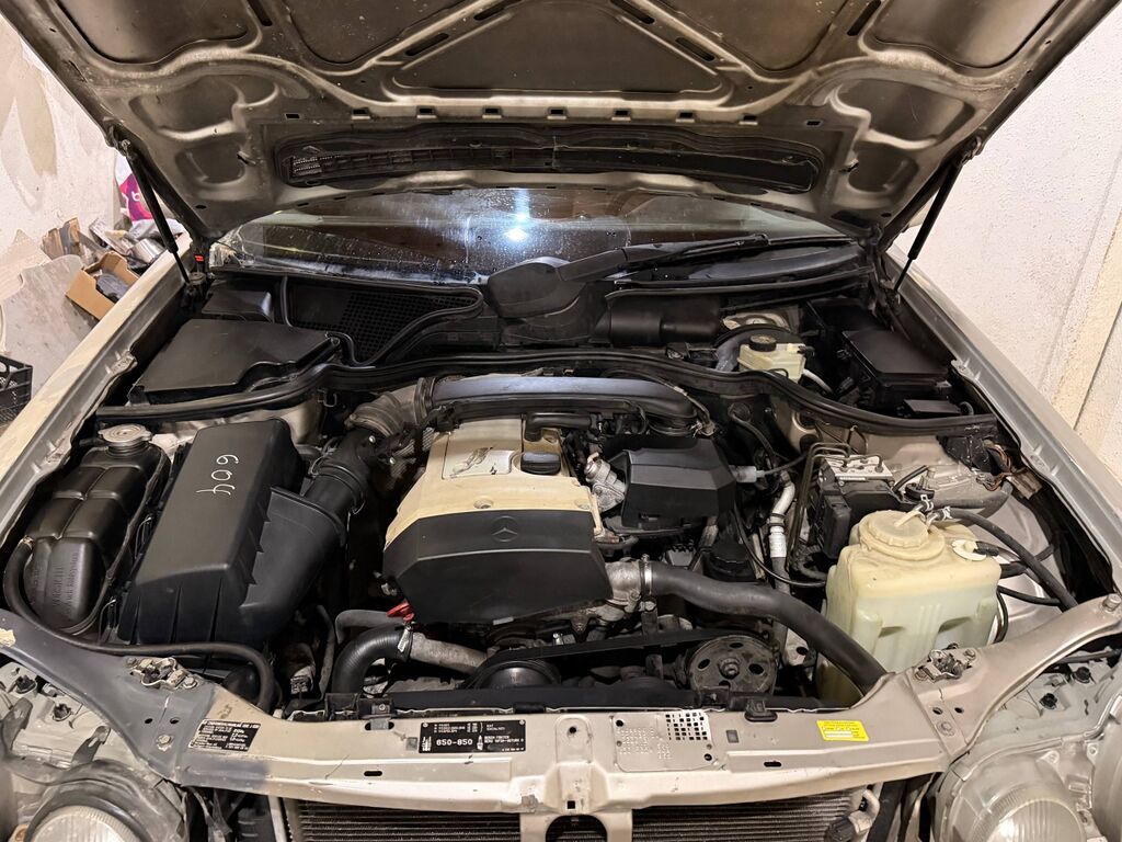 Mercedes-Benz E 200: 2 l 1997 il Sedan — Avtomobillər, Mehdiabad (7)