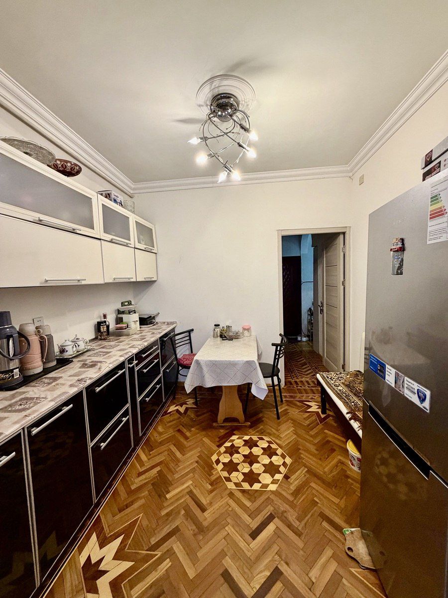 Satılır 2 otaqlı köhnə tikili 65 m² — Mənzil, Bakı (4)
