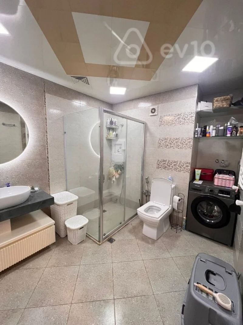 2 otaqlı mənzil, 90 m², Xan Şuşinski küçəsi — kirayə — Mənzil, Bakı (8)