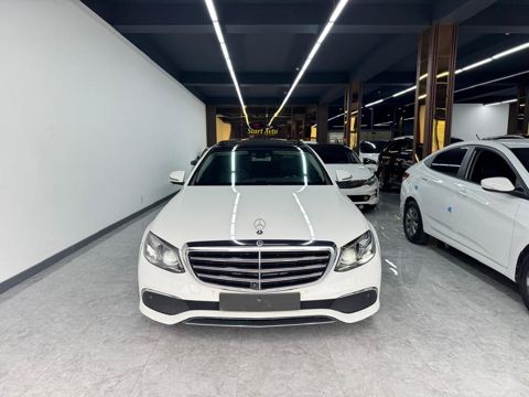 Mercedes E 300, 2.0 L, 2018 il, 111 120 km — Bakı