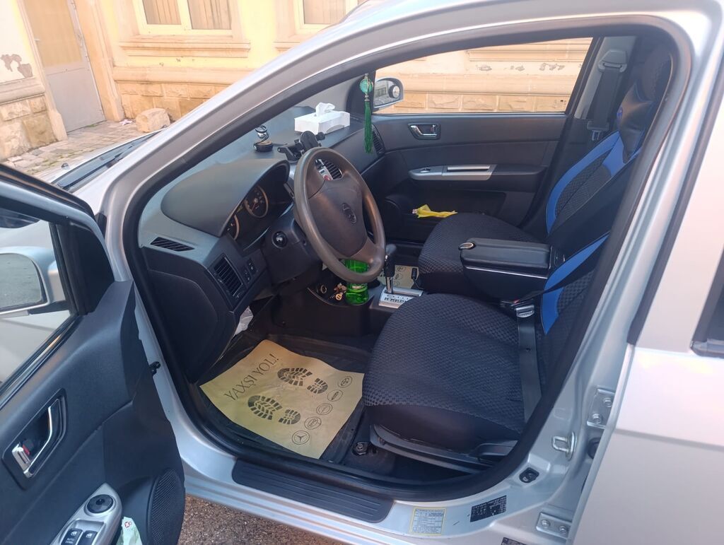 Hyundai Getz, gümüşü rəng, hetçbek gövdə. Texniki və dizayn — Avtomobillər, Bakı (10)
