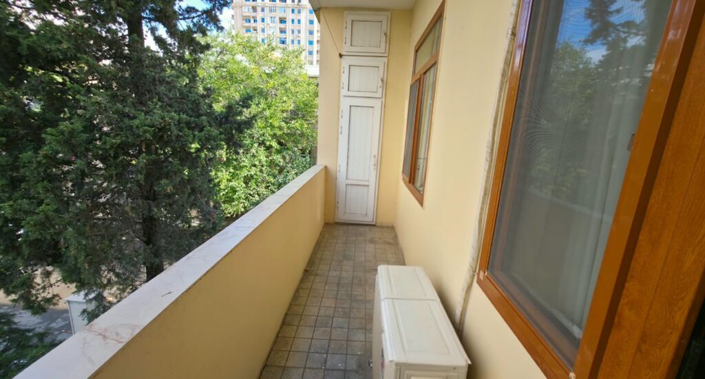 Bakı, Montin, 5 otaqlı, Köhnə tikili, m. Nəriman Nərimanov, 175 kv. m — Mənzil, Bakı (10)