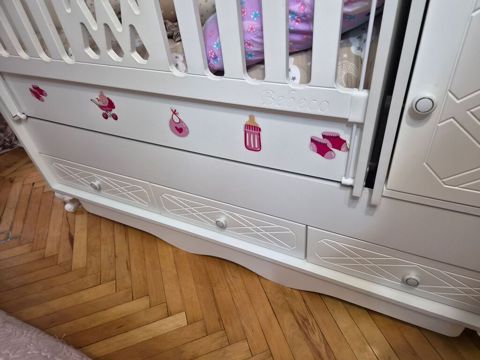 Oğlan və qız üçün, İşlənmiş, Dördbucaq, Beşik, Matras ilə, Yellənmə mexanizmi ilə — Bakı