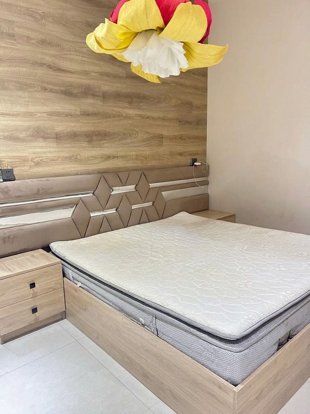 Mebel dəsti – iki nəfərlik yataq və tumbalar - Müasir dizaynlı — Yataq otağı mobilya dəstləri, Bakı