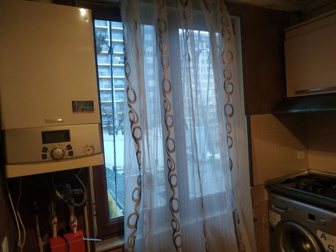 Satılır 3 otaqlı köhnə tikili 68 m² — Mənzil, Bakı (8)
