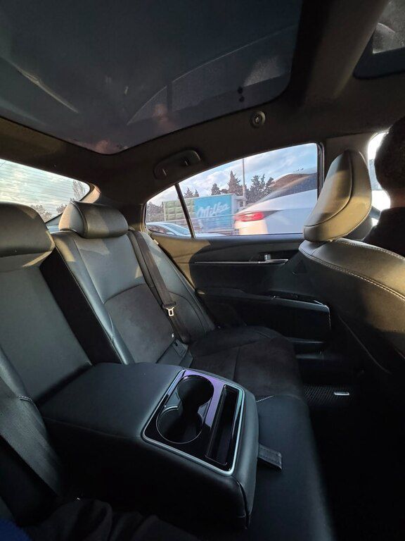 Toyota Camry, 2.0 L, 1 kWh, 2024 il, 28 000 km — Avtomobillər, Bakı (5)