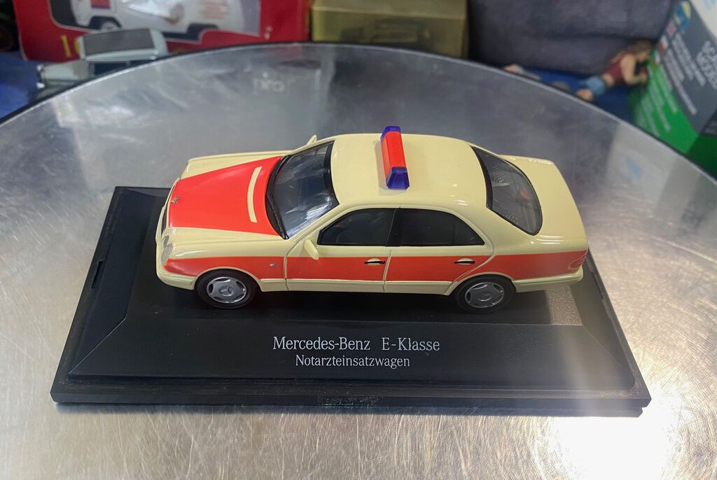 Mercedes, 1995 il, 1:43, Dəmir, Ödənişli çatdırılma — Modellar, Bakı (10)