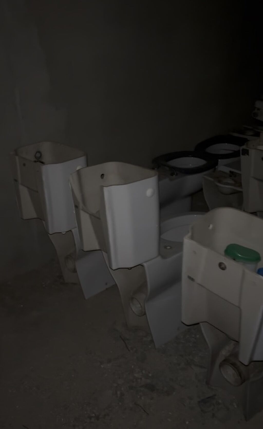 İşlənmiş, Unitaz, Baçokdan ayrı, Kredit yoxdur, Ünvandan götürmə, Pulsuz çatdırılma — Tualetlər, Bakı (2)