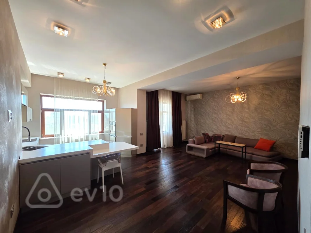 2 otaqlı mənzil, 100 m², Cəfər Cabbarlı Küçəsi — kirayə — Bakı