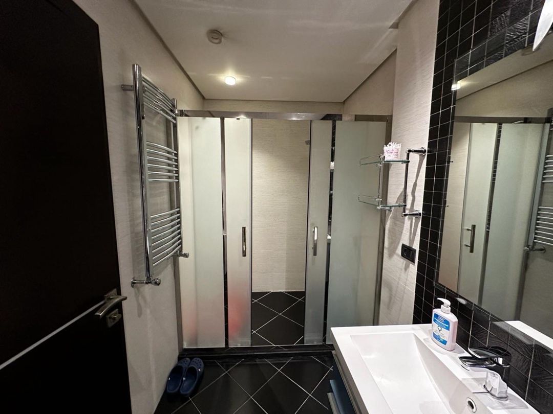 İcarəyə verilir 4 otaqlı yeni tikili 200 m² — Mənzil, Bakı (12)
