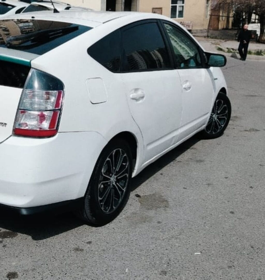 Toyota Prius: 1.6 l 2008 il Hetçbek — Avtomobillər, Füzuli (6)