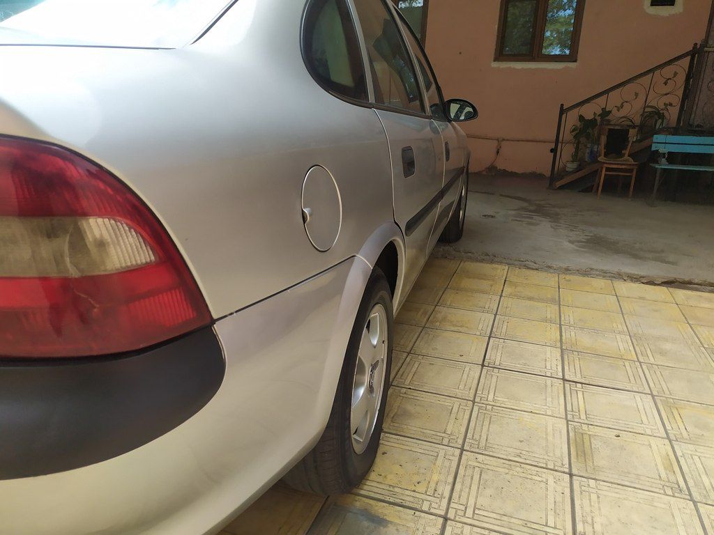 Opel Vectra, 1.6 L, 1997 il, 257 720 km — Avtomobillər, Gəncə (7)