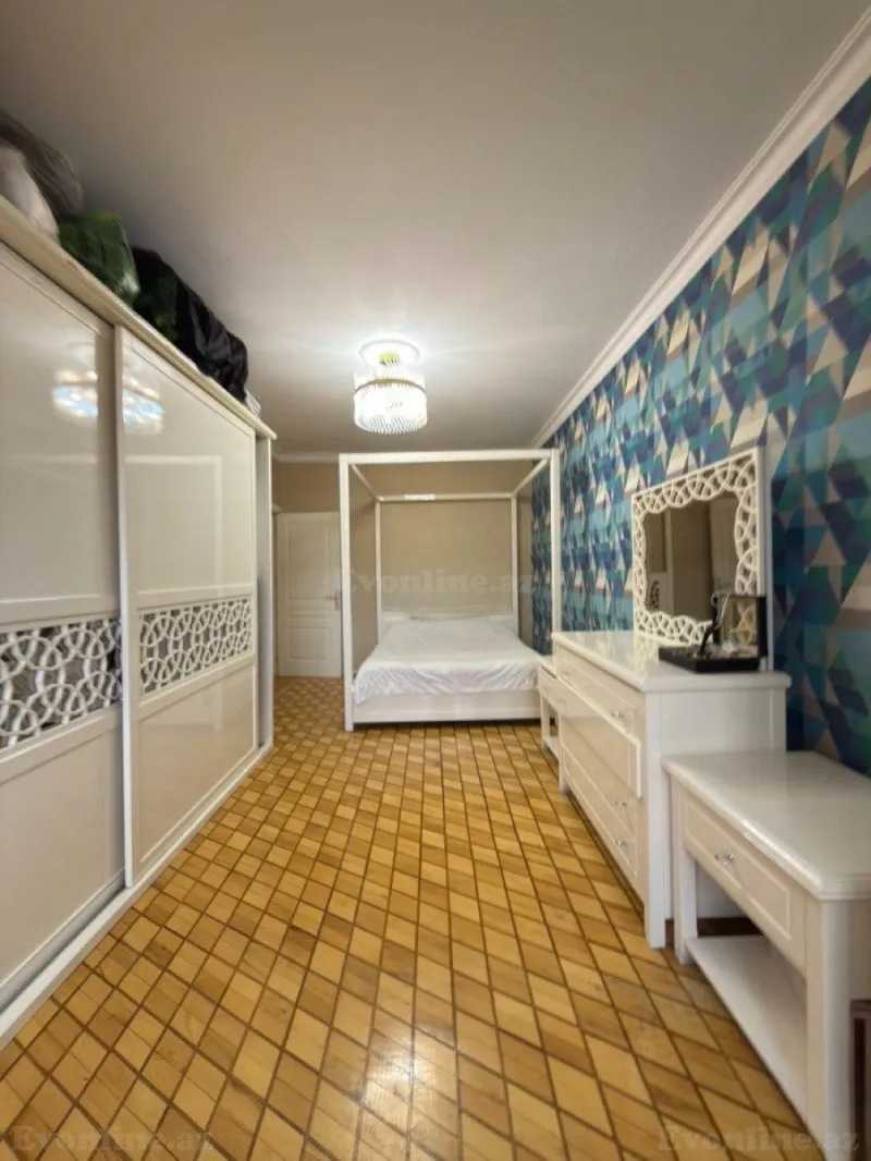 Satılır 4 otaqlı Mənzil Köhnə tikili 115 m² Bakı, Nərimanov r — Mənzil, Bakı (5)