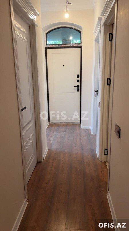 Həyət evləri Satılır Gəncə, Gülüstanda təmirli kürsülü həyət evi, 4 otaq, 203 m² — Ev, villa, Gəncə (2)