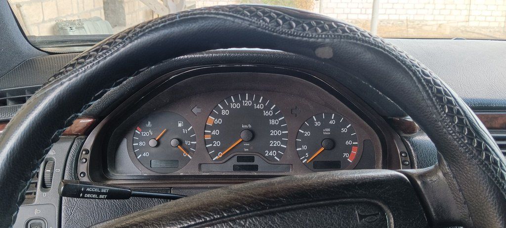 Mercedes E 230, 2.3 L, 1995 il, 200 000 km 10-RJ-995 — Avtomobillər, Goranboy (6)