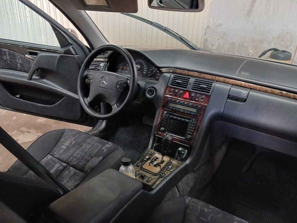Mercedes E 240, 2.4 L, 1998 il, 288 000 km — Avtomobillər, Bakı (11)