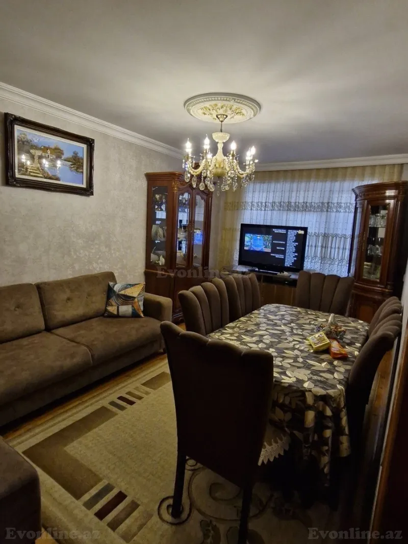 Satılır 4 otaqlı Mənzil Köhnə tikili 80 m² Bakı, Xəzər r., Binə — Bakı