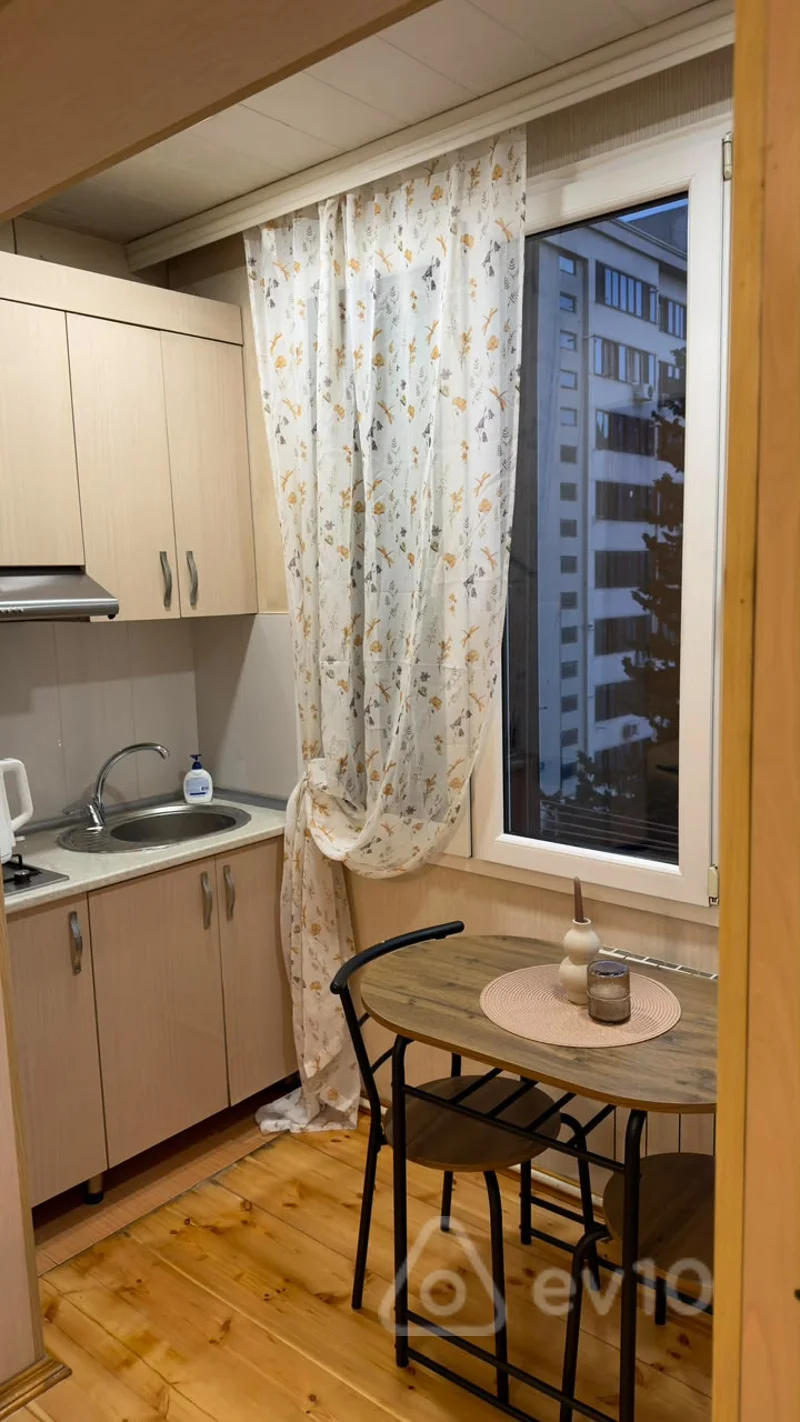 2 otaqlı mənzil, 45 m², Bakı, Cəfər Xəndan Küçəsi — kirayə — Mənzil, Bakı (6)