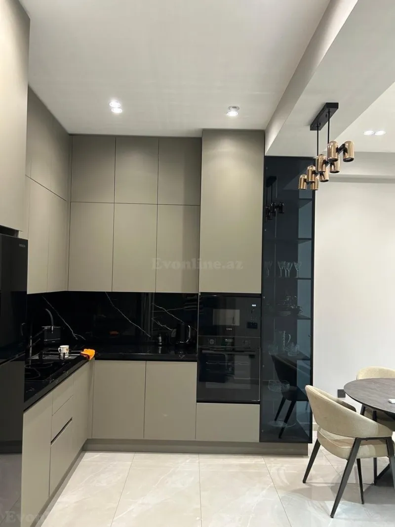 Kirayə verilir 3 otaqlı Mənzil Yeni tikili 97 m² Bakı, Nəsimi r., 28 May m — Mənzil, Bakı (3)