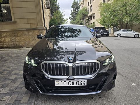 BMW 530, 2.0 L, 2025 il, 12 700 km — Bakı