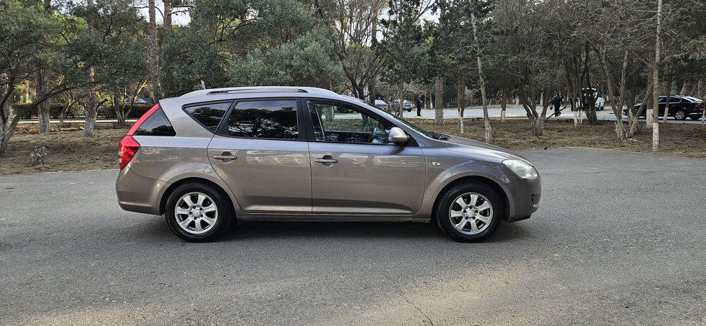 Kia Ceed SW, 1.6 L, 2008 il, 335 700 km — Avtomobillər, Sumqayıt (3)