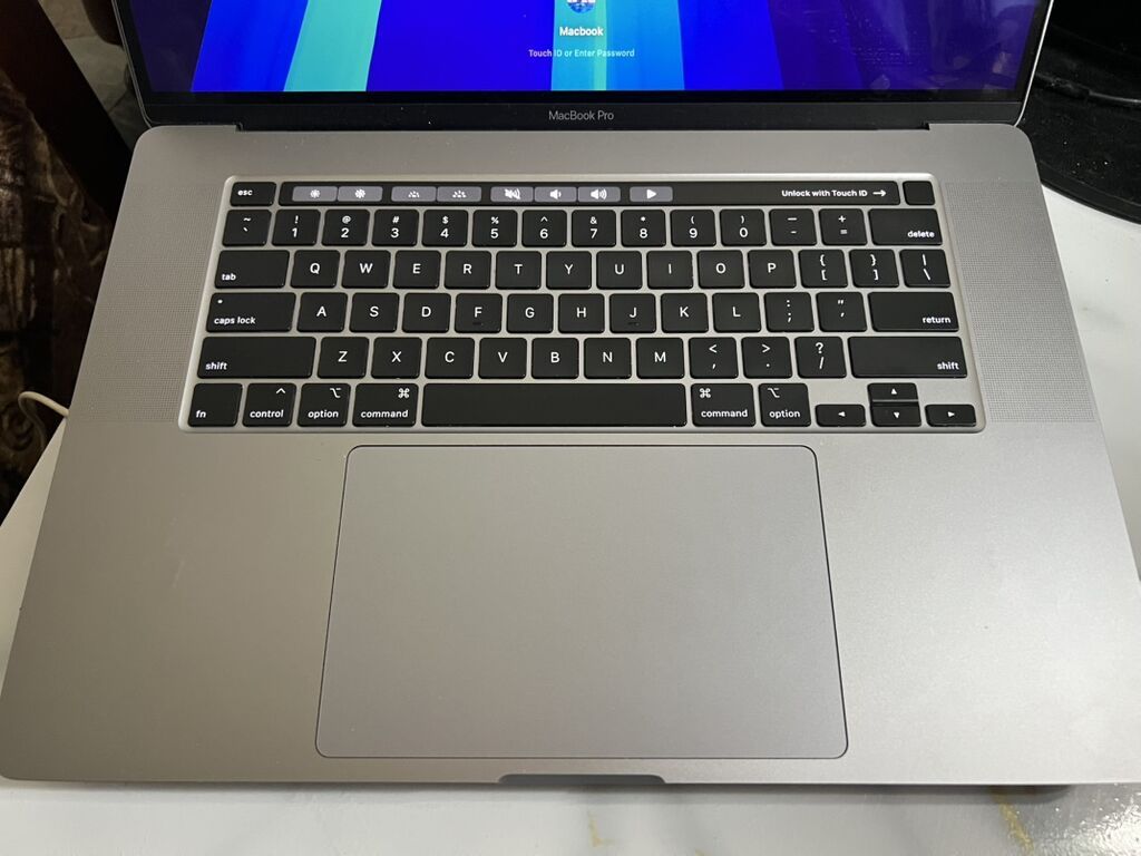 2019 digər ülanlara baxın 2017 ni 700 ə verillər)MacBook Pro 16" — Apple Macbook, Xırdalan (3)