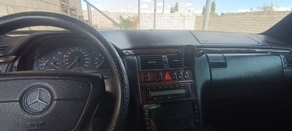 Mercedes E 230, 2.3 L, 1995 il, 200 000 km 10-RJ-995 — Avtomobillər, Goranboy (5)