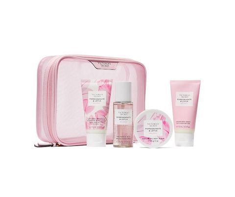 Bədən qulluğu dəsti Victoria's Secret Pomegranate & Lotus (skrab 85 ml + losyon 75 ml + krem-gel 75 ml + sprey 75 ml + kosmetik çanta) — Bakı