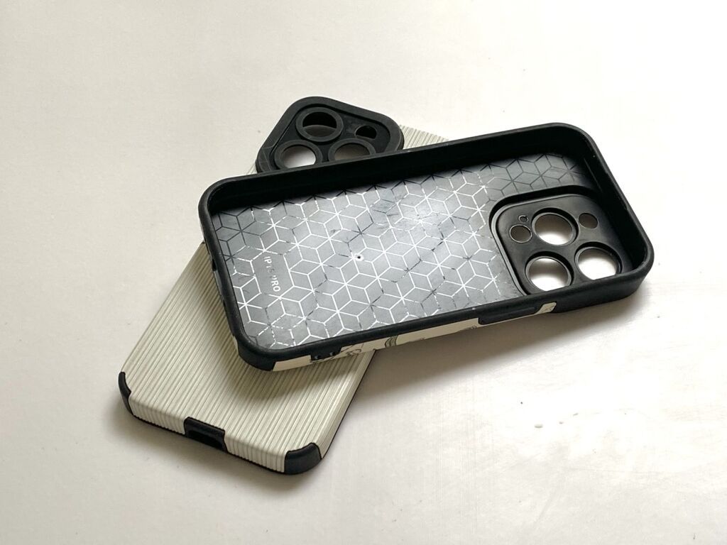 IPhone 15 pro üçün qoruyucu telefon qabları – 2 dizayn Hər biri 5 — Digər, Bakı (5)