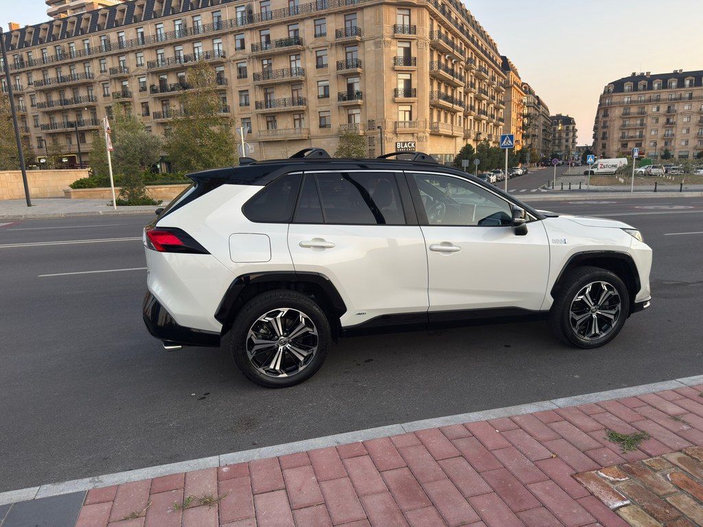 Toyota RAV4, 2.5 L, 18.1 kWh, 2021 il, 33 000 km — Avtomobillər, Bakı (3)