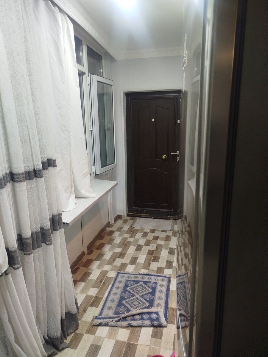 İcarəyə verilir 1 otaqlı köhnə tikili 30 m² — Mənzil, Bakı