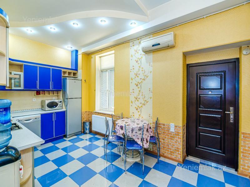 Günlük 2 otaqlı Bina evi menzil (Köhnə tikili), 70 m², Səbail rayonu — Mənzil, Bakı (3)