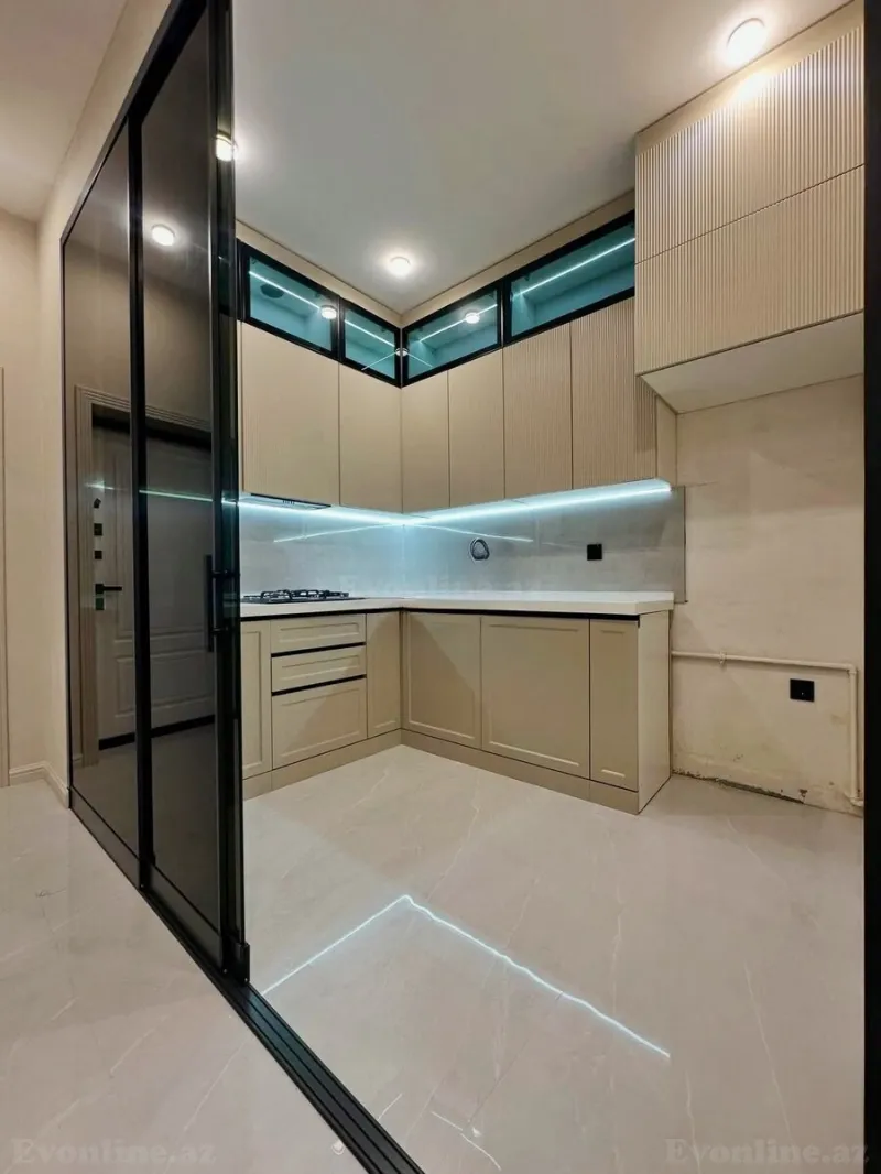 Satılır 2 otaqlı Mənzil Yeni tikili 72 m² Bakı, Nizami r., Xalqlar Dostluğu m — Mənzil, Bakı (7)
