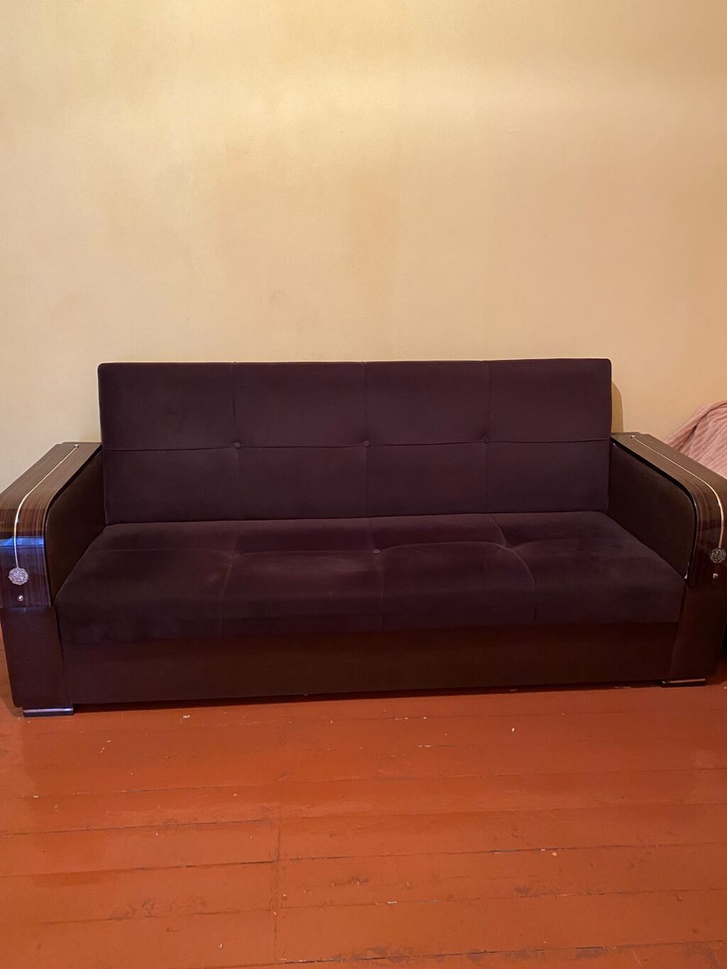 Divan bazalidi 90 AZN satılır. Corat AFA 2425 E — Divanlər, Bakı