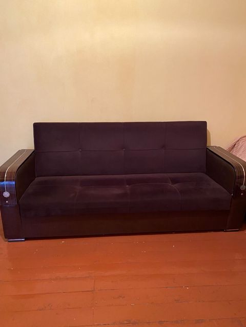 Divan bazalidi 90 AZN satılır. Corat AFA 2425 E — Bakı