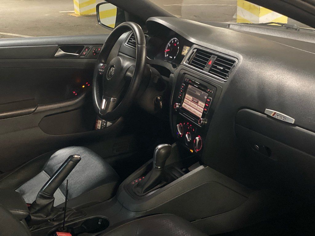 Volkswagen Jetta, 2.5 L, 2012 il, 325 000 km — Avtomobillər, Bakı (9)