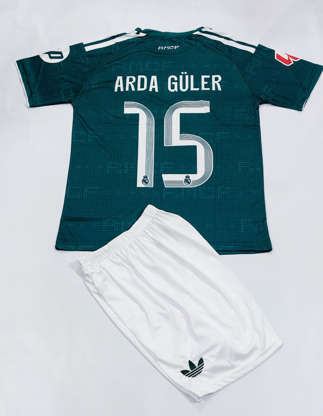 İdman kostyumu Arda Güler Real Madrid, elastan/poliester, yaşıl/ağ, ölçü 128 — Mallar, Bakı