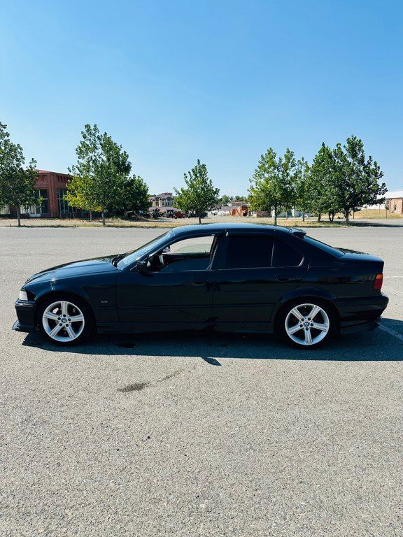 BMW 318, 1.8 L, 1993 il, 235 122 km — Avtomobillər, Gəncə (5)