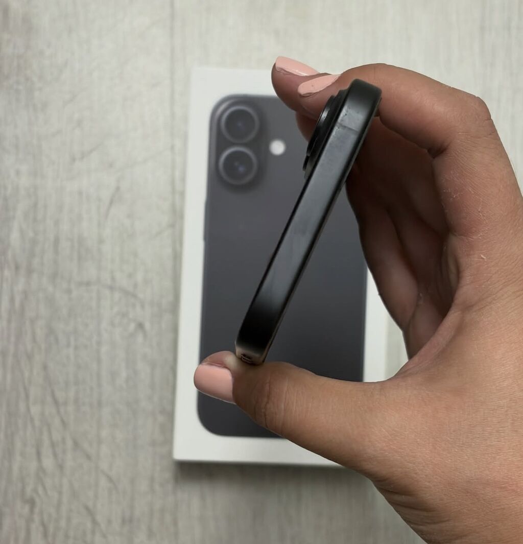 IPhone 16, 128 GB, Qara, Zəmanət, Simsiz şarj, Face ID — Apple iPhone, Bakı (5)