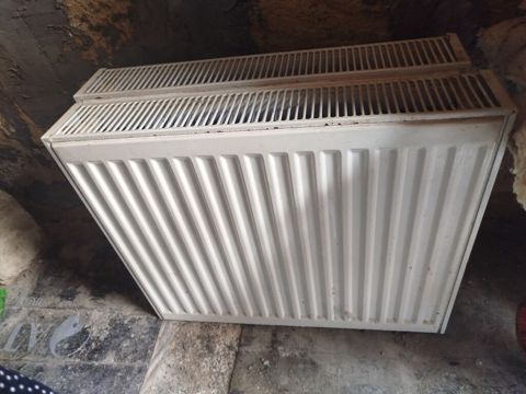 Panel radiator (su ilə işləyən, mərkəzi və ya kombi sistemləri üçün) — Sumqayıt