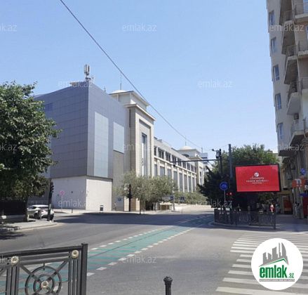 İcarəyə verilir 2 otaqlı 60 m² köhnə tikili 28 Mall — Mənzil